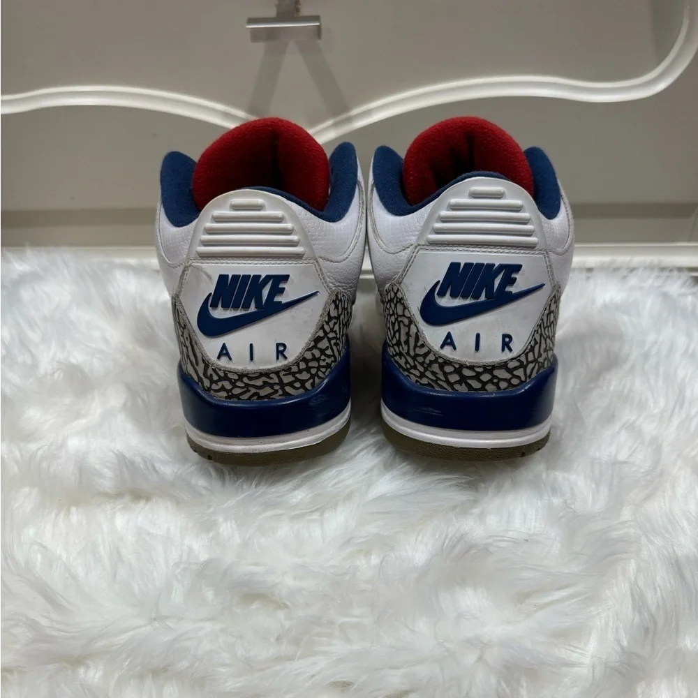 Nike Jordan 3 Retro Men’s size 9.5